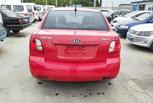 还有几千块钱的二手车?是不是快要报废的?车