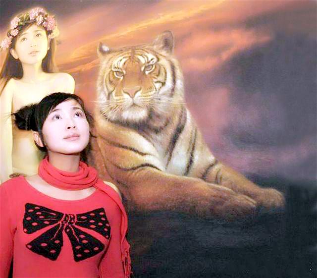 杨飞云与冷军画老婆很性感却都不及他画的女儿逼真