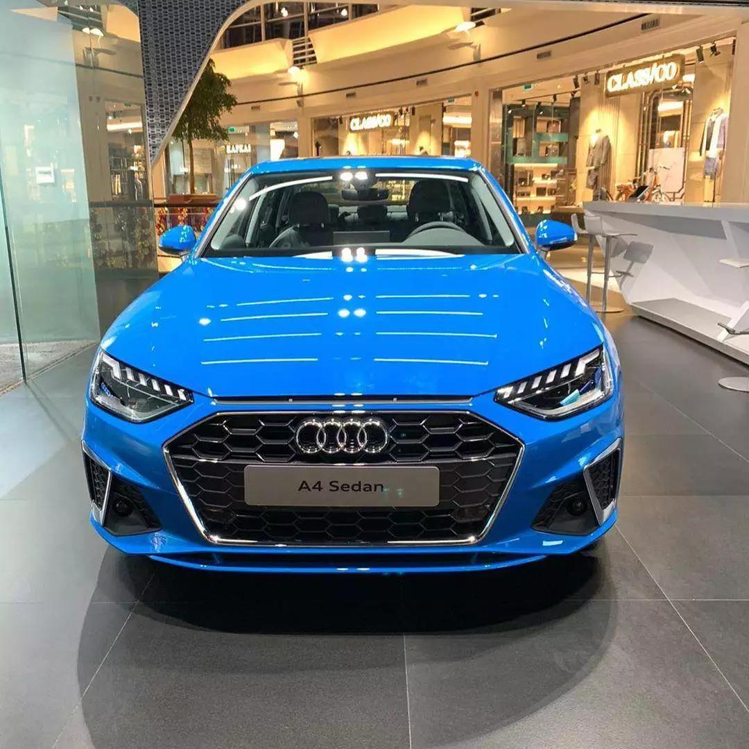 改款a4在今年9月法兰克福车展上亮相,时隔3个月,国产新奥迪a4l终于