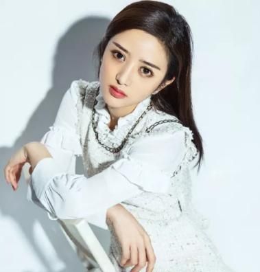 如今10年过去了,她越变越美了|陈一娜|一起来看流星雨|越美_新浪新闻