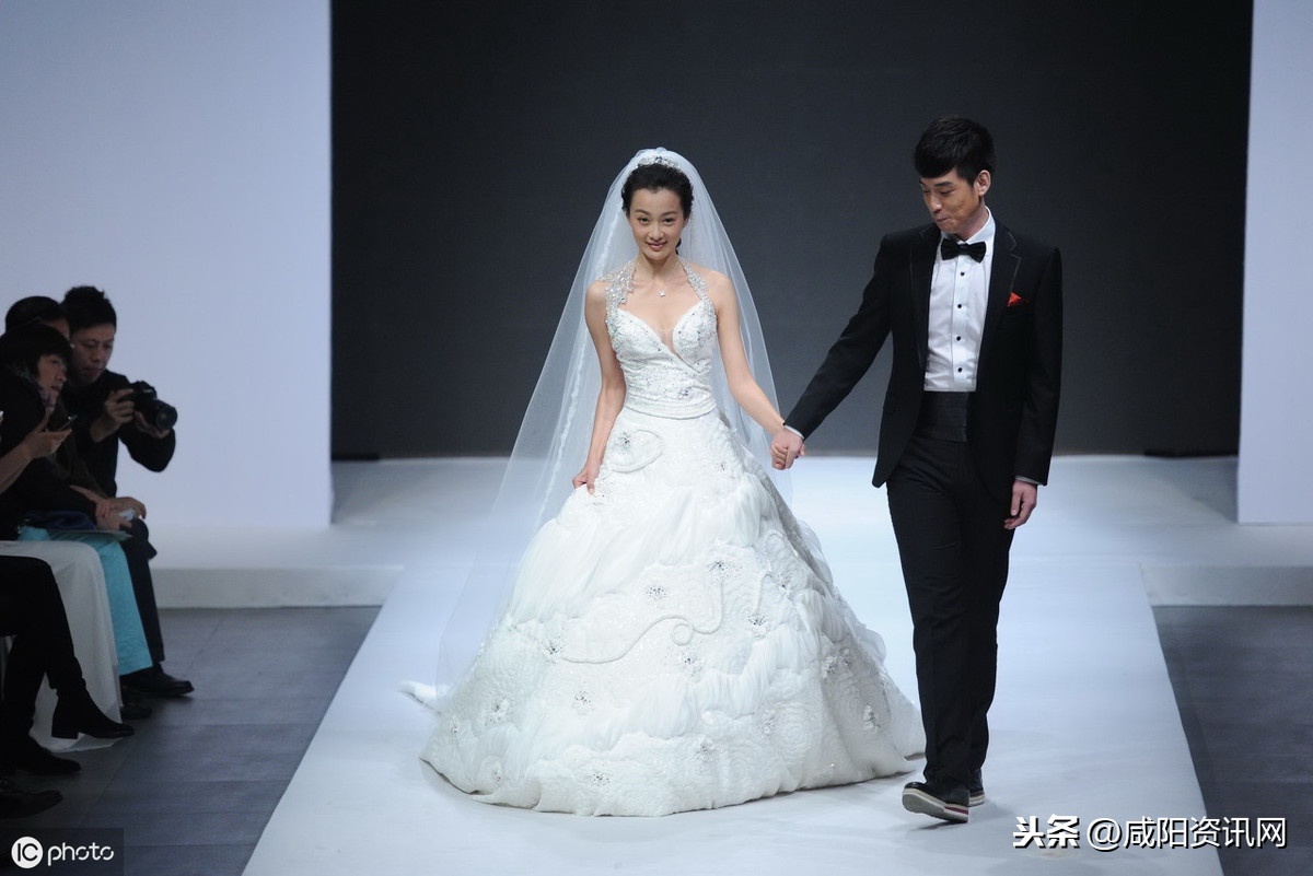 演员徐梵溪照片一组