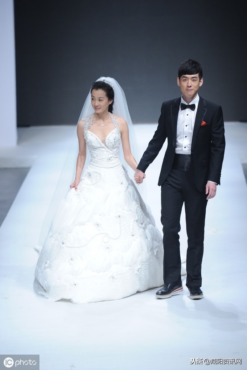 演员徐梵溪照片一组