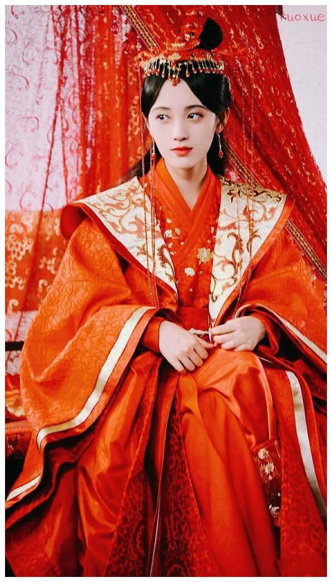 十位红衣美人刘亦菲古典张天爱火辣只有杨蓉惊艳了我