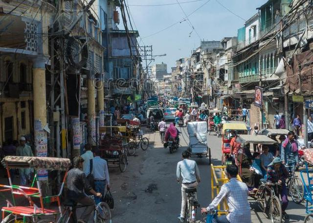 印度最富有的城市,不再是"脏乱差",还拥有众多有特色美食|印度|新德里