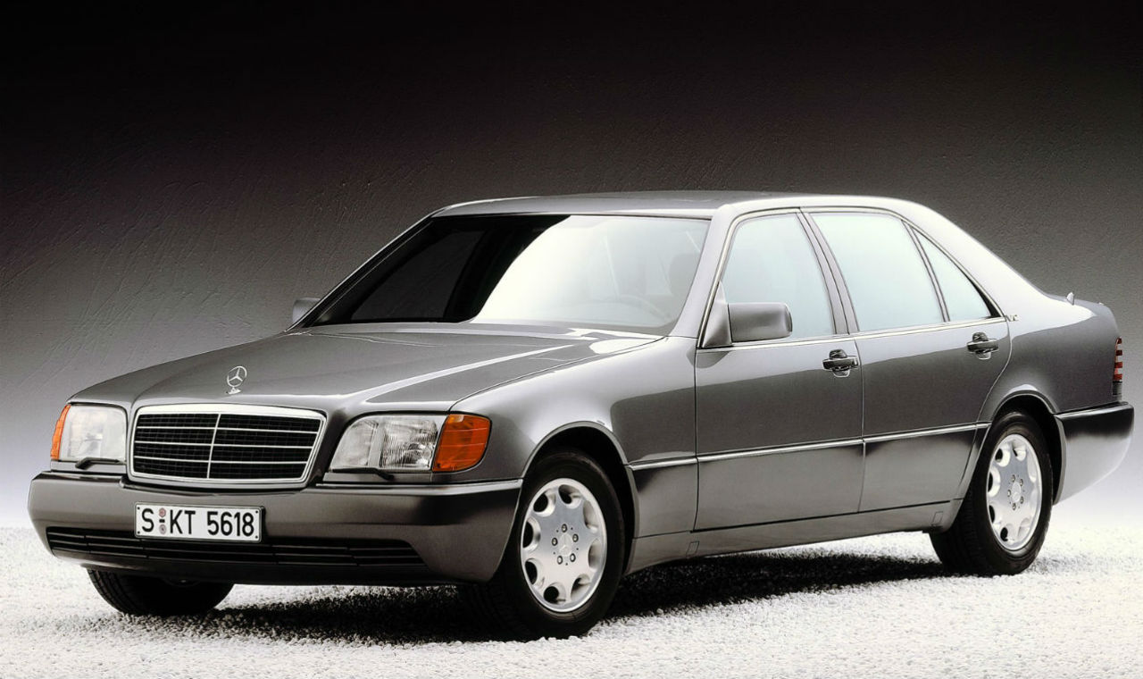 旗舰使用v12发动机奔驰全新s-class将继续疯狂