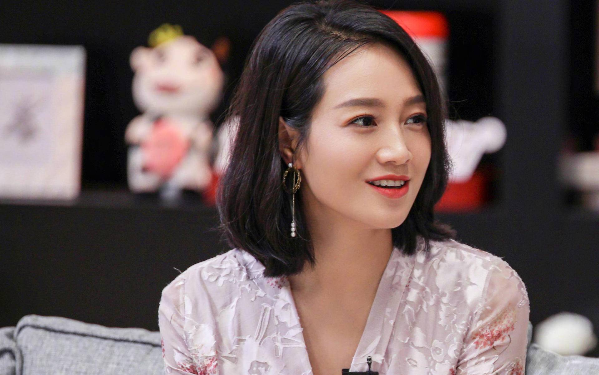 朱丹自曝心路历程从蓝台一姐到争议中心口误不断只因压力大