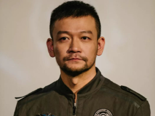 新生代导演郭帆跟饺子互相打气,郭帆:第一次看动漫,哭成狗