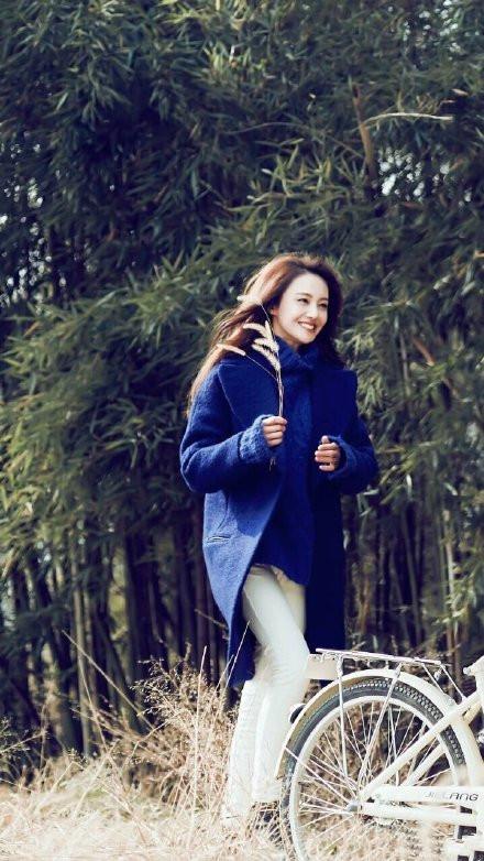 prada (普拉达) lanvin(浪凡)郑爽的演绎