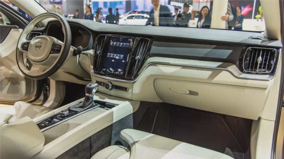 沃尔沃亚太全新S60配置曝光，预售价为28.7万元起