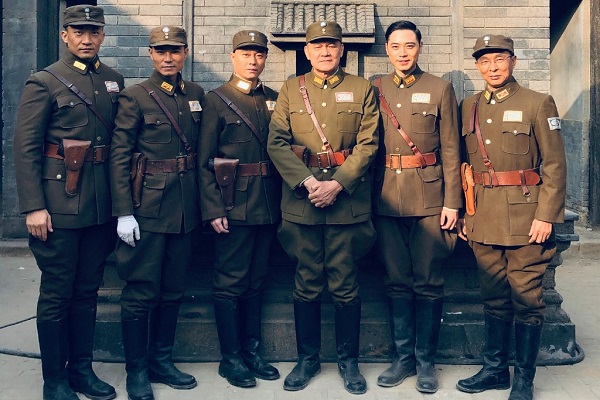 再比如尤勇饰演的宋军长,有勇有谋有义气,一口的陕西话给人留下深刻