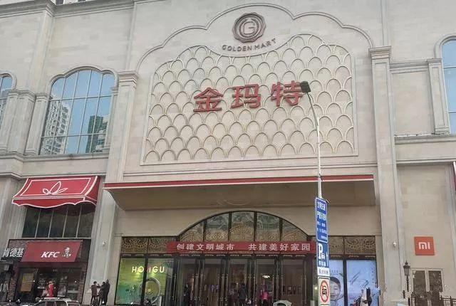 南阳某商场闭店前仍招租,商户损失数十万投诉无门