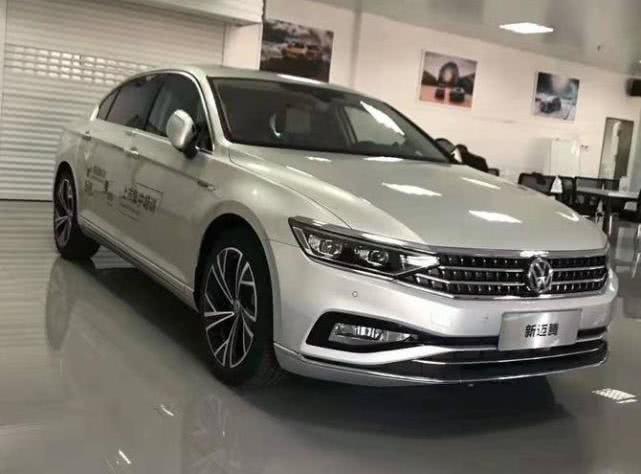 12月18日上市,2020款大众迈腾实车现已到店