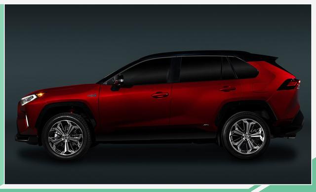 丰田又出新款SUV，百公里油耗2.6L ，加速比奔驰和奥迪都快