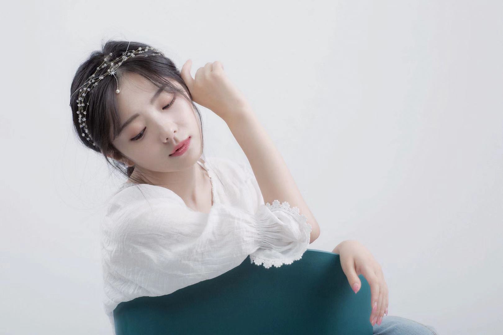 陈情女孩化身憨憨公主金璐莹惹不起的殿下大人开播