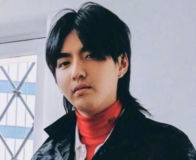吴亦凡也遭不住!节目组强推土味宣传片,潮流节目变电视购物