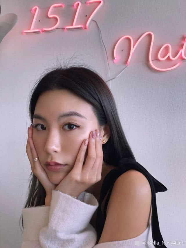 高以翔女友频点赞恋爱结婚相关消息:她是多么期待与高以翔结婚啊