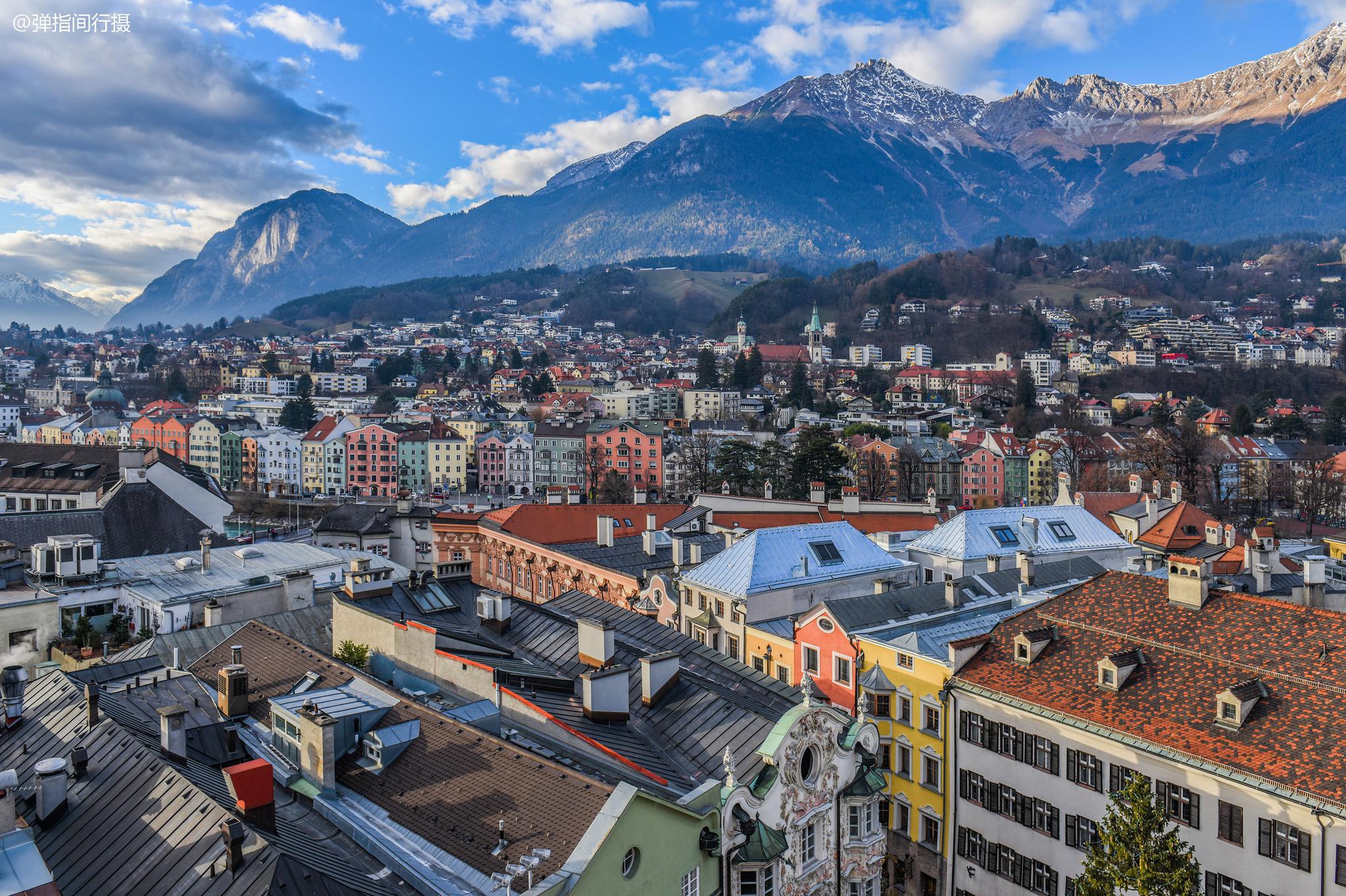 奥地利最火的旅游城市,一座"黄金屋"是地标,游客人数超维也纳