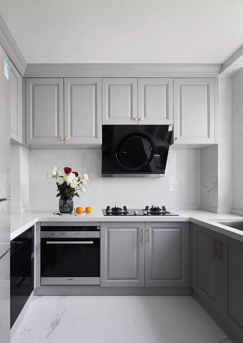 120㎡现代主义风格装修在沙发墙上“开”窗有爱有趣的家