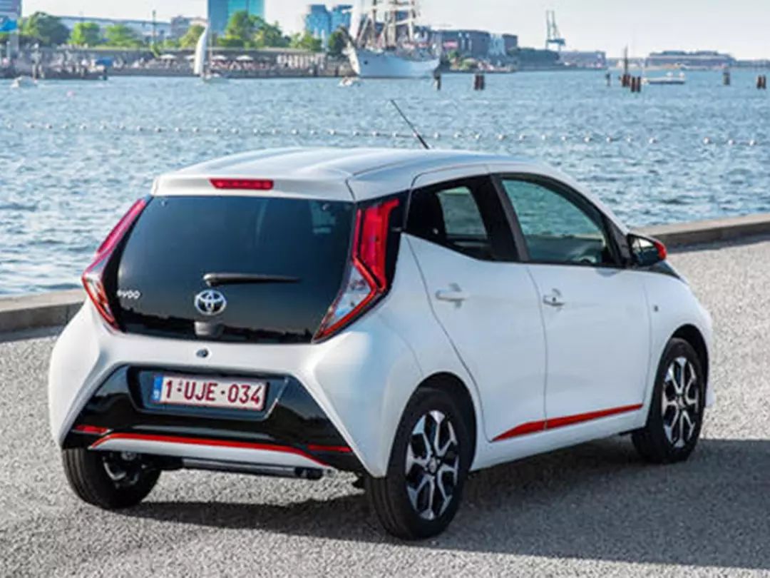 丰田推出全新代步神车, 比摩托车还省油, 4万起步很亲民!-新浪汽车