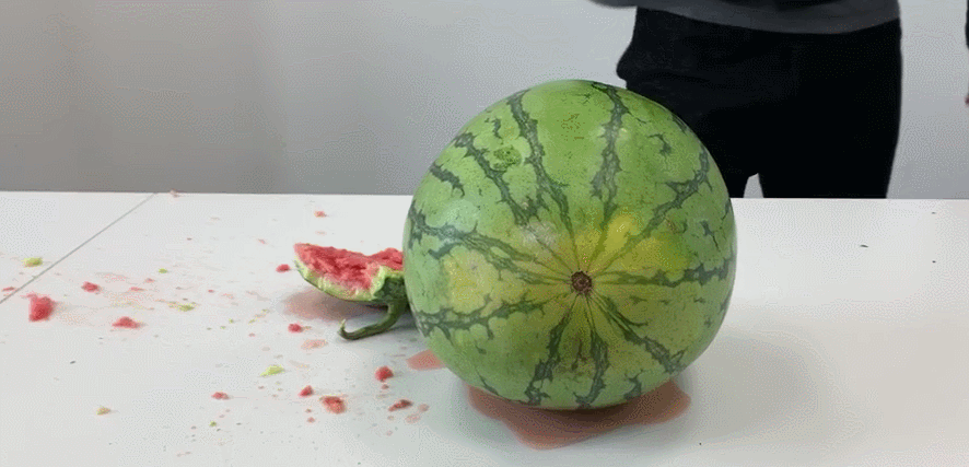 暴力测试三:砸西瓜哈密瓜,懒人吃货不用削皮切瓜啦!