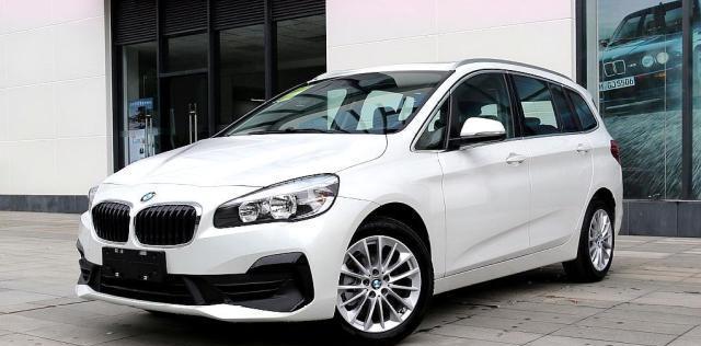 最亲民的宝马7座mpv!从26w跌至19w,一箱油1000km油耗仅6.3l