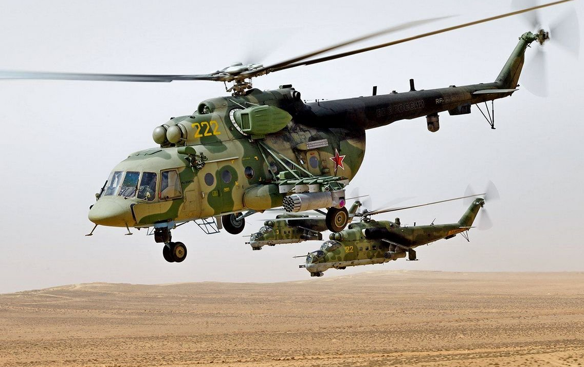 在各方密切配合下,首批俄战斗直升机抵达叙北部