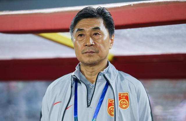 王霜,唐佳丽,张馨领衔锋线,马君张瑞庞丰月为中场,四后卫是罗桂平