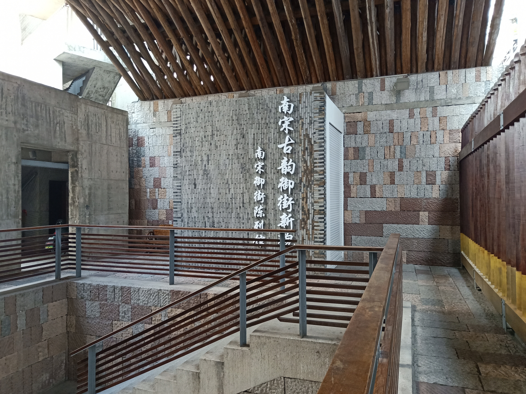 杭州南宋御街:曾是临安铺设一条主要街道,如今却格外的冷清