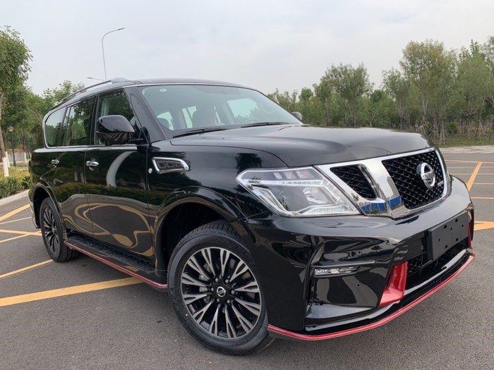 日产途乐5.6l v8的车型,一年养车需要多少钱?