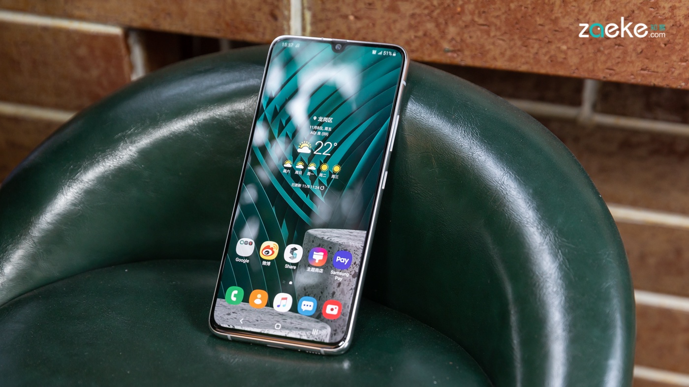 三星galaxy a90 5g玩了手"减法",换来了更亲民的印象__财经头条