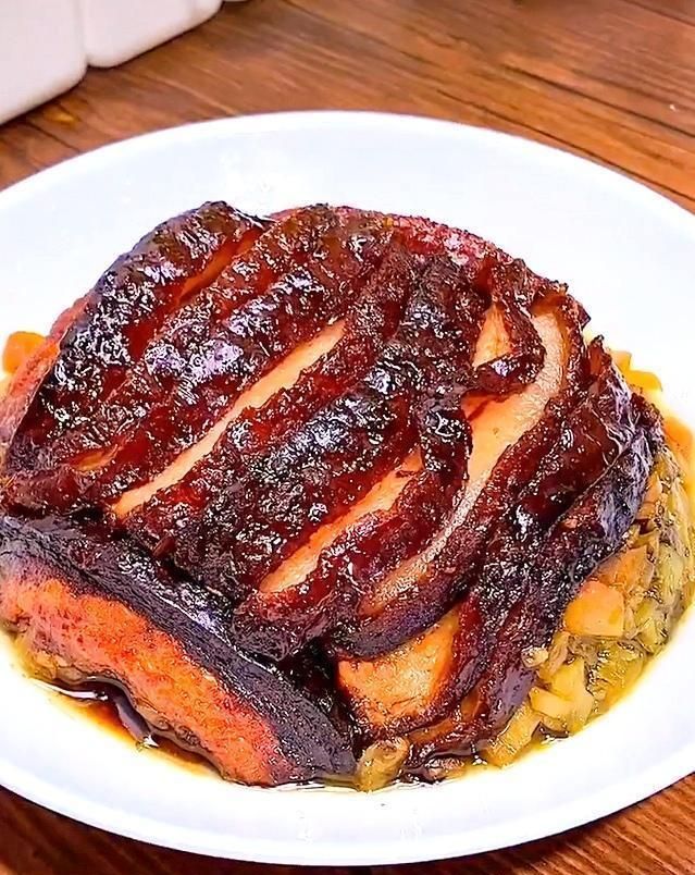 乡下特色酸菜扣肉,软烂香糯,一锅米饭根本不够