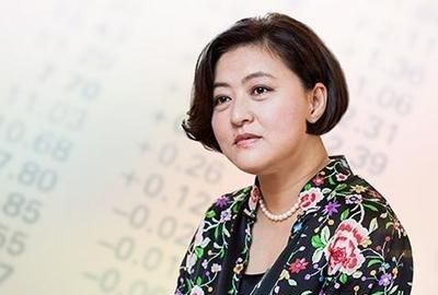 对刘强东帮助最大的女人,不是章泽天,也不是龚小京,而是她!