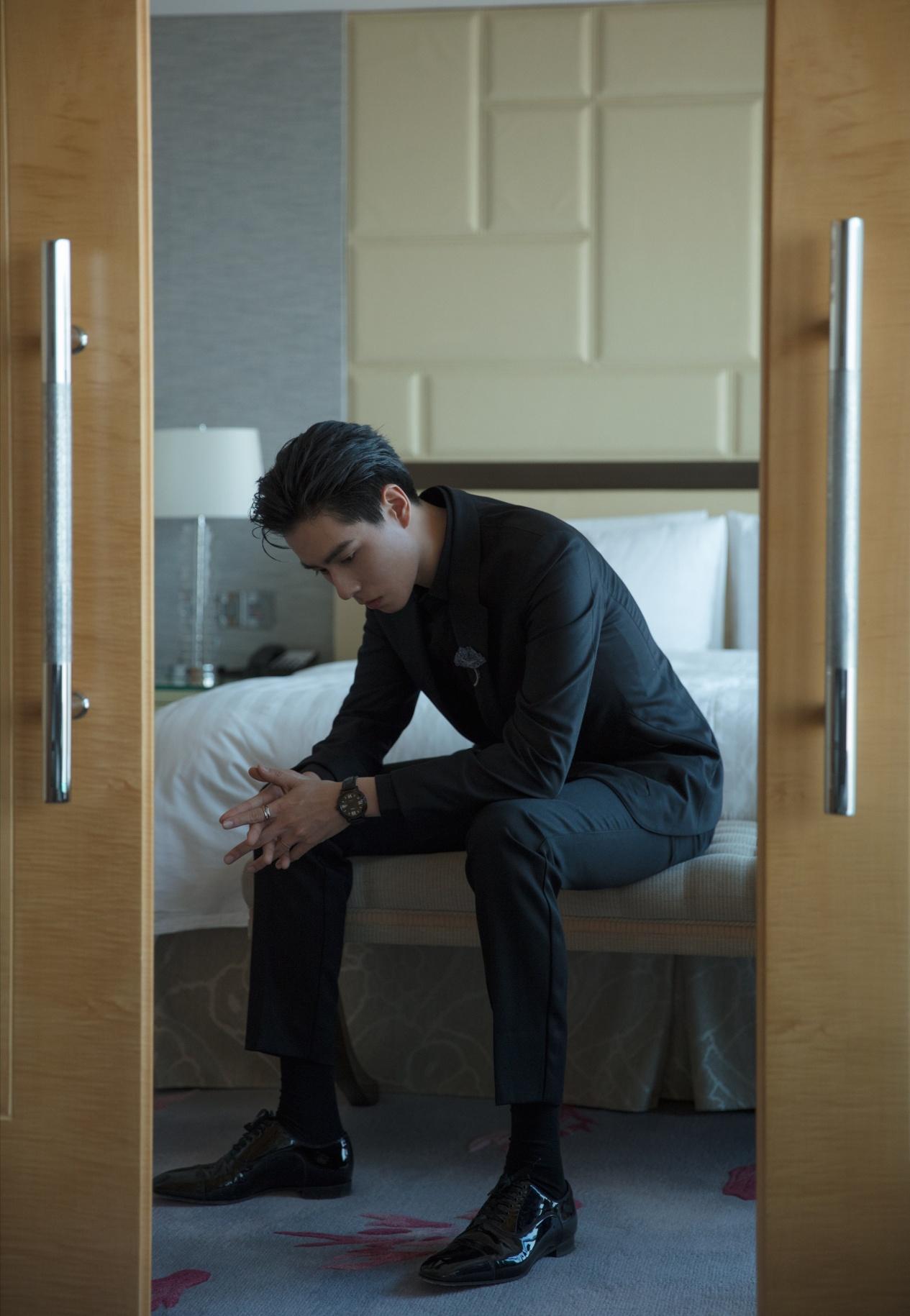 胡一天小分头太帅气,有颜身材好穿什么都好看,这小伙未来可期