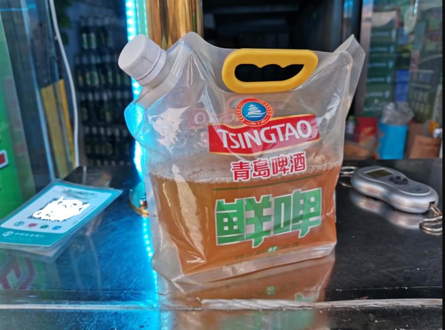 用塑料袋装啤酒,全国只有青岛有!
