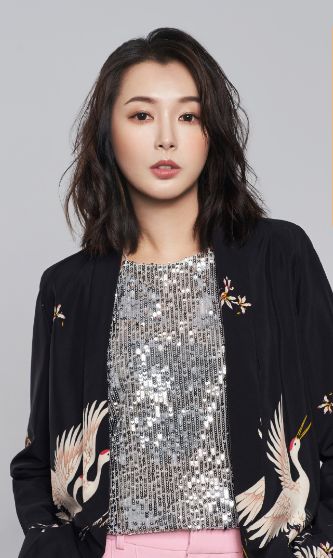 又一男星被捕神志不清当街下跪求放过有家暴前科曾扬言杀妻女