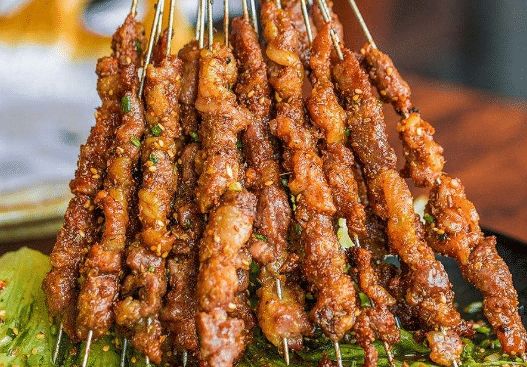 冬季烧烤那么火热为什么羊肉串现在那么少人吃这是为啥呢