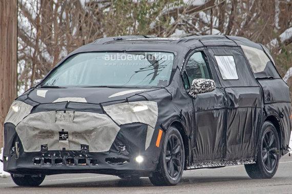 全新丰田sienna谍照曝光 未来有望国产 值得期待