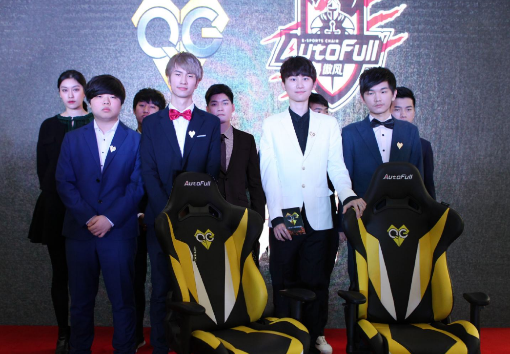 lol官宣doinb努力5年成国产中单秒冲热搜rookie仍旧是韩援