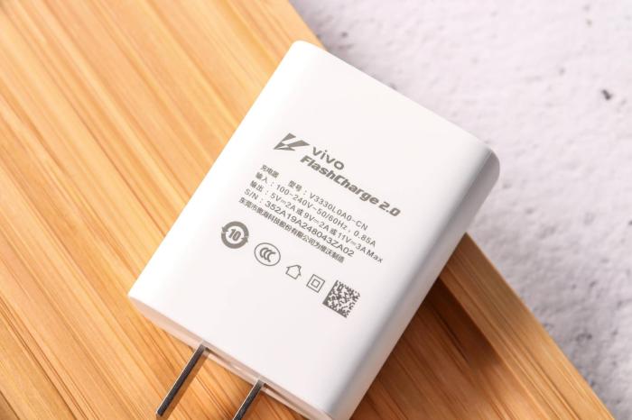 跑分再次创新高高达50多万iqooneo855竞速版开箱