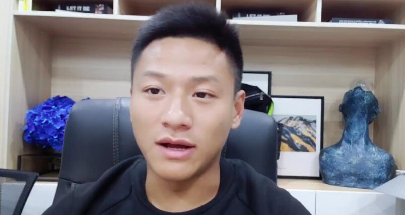 斗鱼户外一哥不要脸了卖兔腿两只变一只表示怕水友吃不完