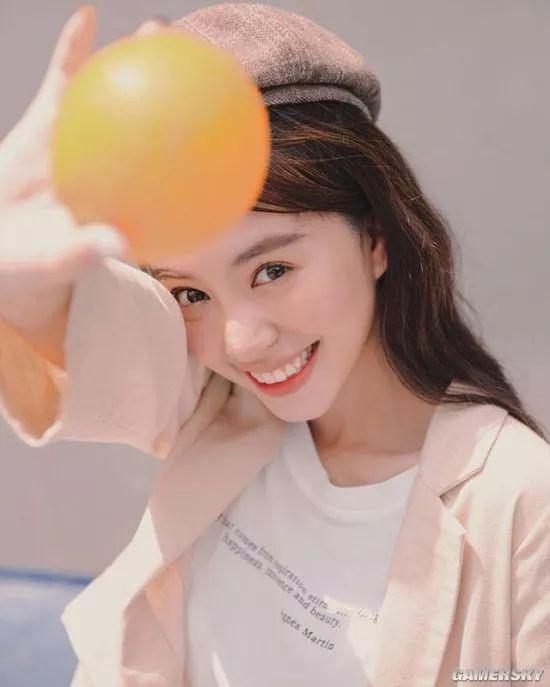 越南版沈佳宜走红日本及越南邻家女孩式的温暖笑容治愈全网