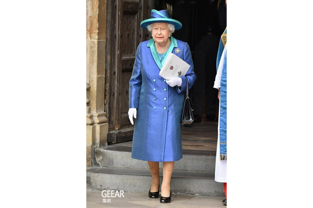 英国女王鞋图片