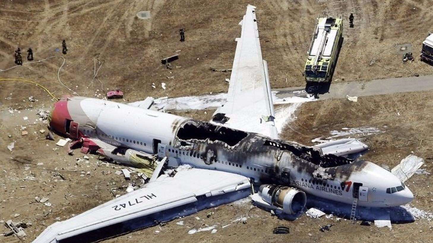 这次飞机失事图片图片