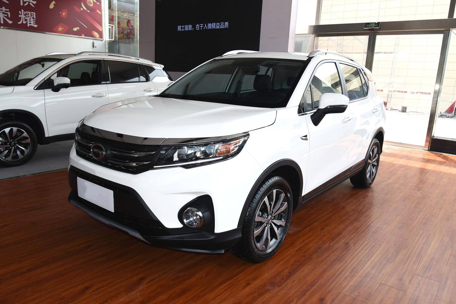 163匹传褀反超吉利三缸,宽敞家用别老盯着长安cs35