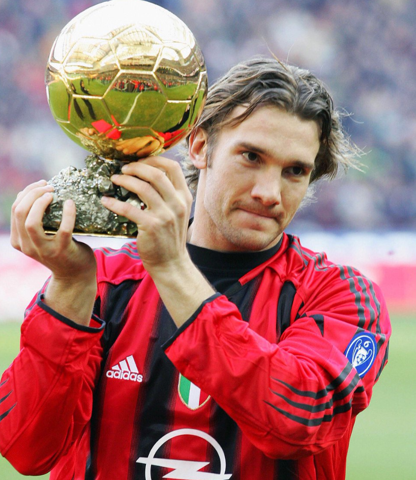 舍甫琴科发推纪念获得金球奖15年:再次感谢队友和球迷