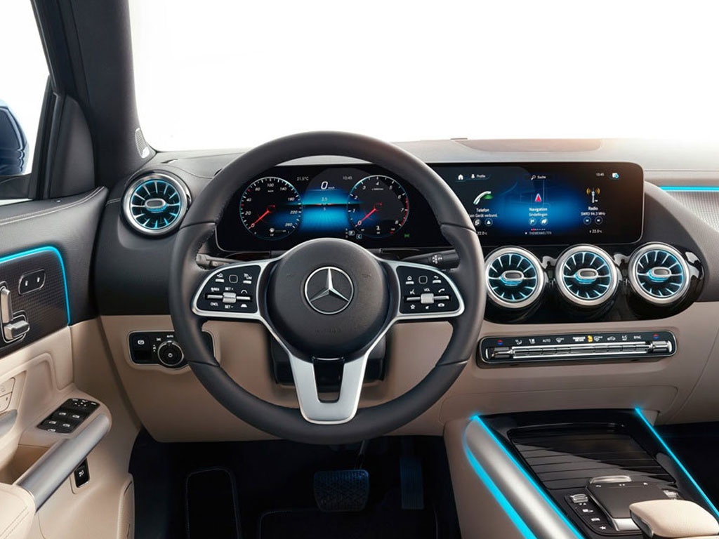 像一台SUV，新一代奔驰GLA级曝光，1.3T发动机+一大堆安全配置