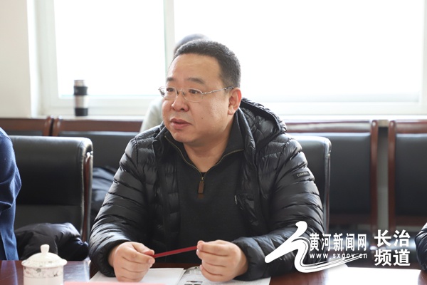 图为:长治职业技术学院党委书记闫路平讲话