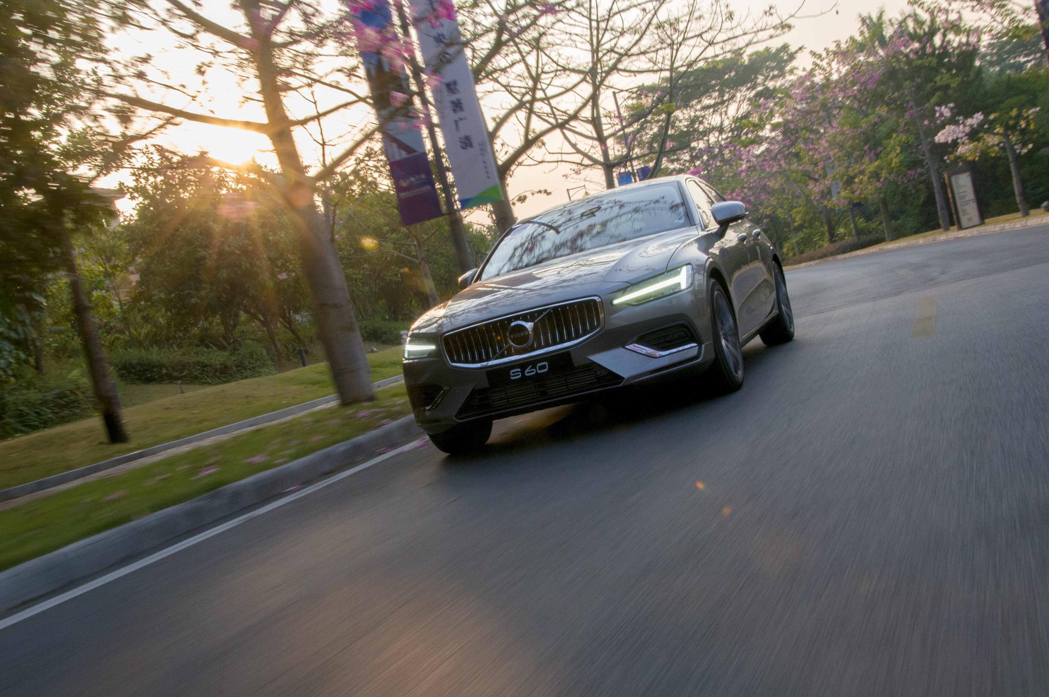 安全健康即是"爱",全新一代沃尔沃s60 28.69万元起售