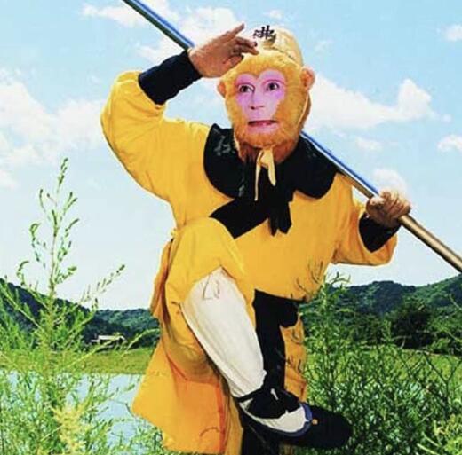 2015年,中美合拍片《敢问路在何方》宣布进入筹备阶段,当时,六小龄童