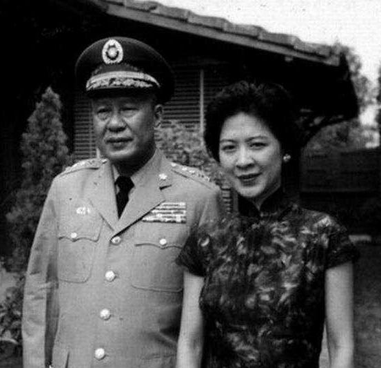 久的丈夫却来信:我有儿子了,请夫人处置|2女|马佩璋|白崇禧_新浪新闻